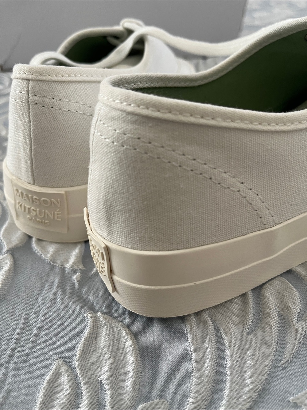 MAISON KITSUNÉ Off-White Canvas Low-Top Sneakers- NEW - Picture 9 of 11